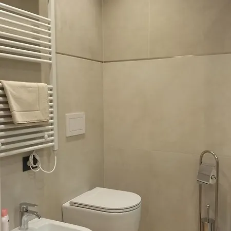 Fragilerooms فندق مبيت وإفطار