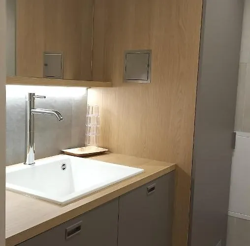 Fragilerooms فندق مبيت وإفطار دولو